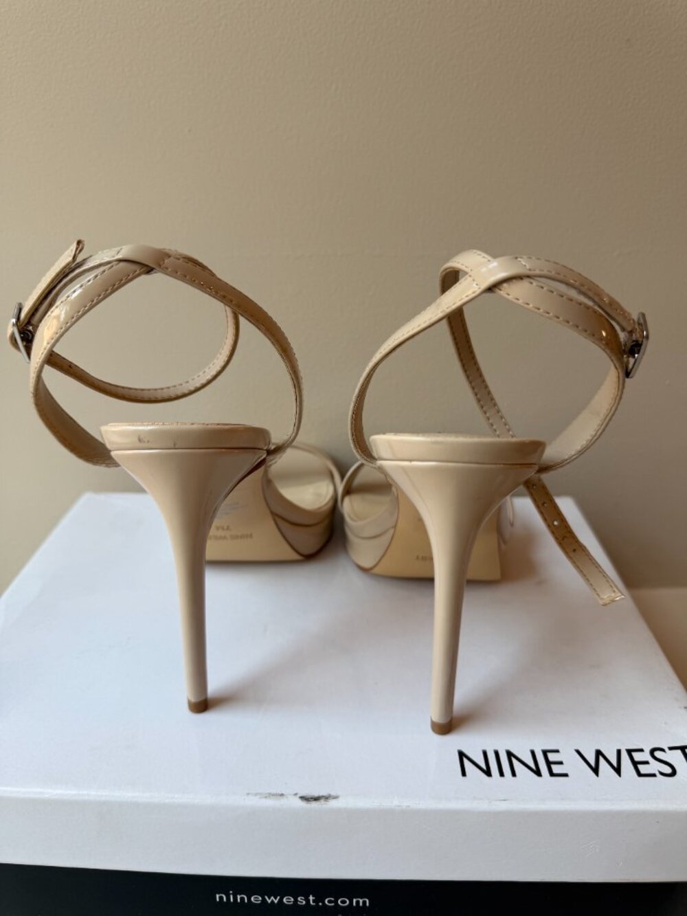Nine West Nude Stiletto Heels- size 7 - Picture 4 of 8